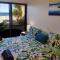 Homely Beachfront Apartment with Direct Beach Access - The Coachhouse