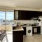 Palm View Residence with Private Rooftop - Lanarka