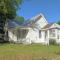 Quaint Hideaway in the Heart of Clayton home - 克莱顿