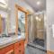 Schooner Creek Retreat