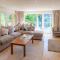 Trewhiddle Retreat V11 by Together Travel - Luxury 4-Bedroom Villa