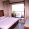 Hotel Apaar with Sea Face Garden Restaurant