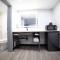 Express Inn & Suites Ontario Airport