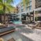 Modern and Lavish apartment - غليندال