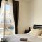 Apartments with a luxurious location near the sea