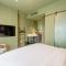 grey l studio apartments Downtown Cairo Ouzonian House - 开罗