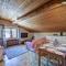 Maison Zerbion Antagnod - Attic Charm Apartment Lounge and Garden CIR 0103