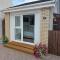 The Snug - Cosy Retreat for Two - 因弗内斯