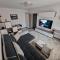 All In Jacuzzi Apartment - Petrosani