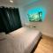 2 bed 14 mins from Luton airport - Luton