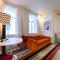 Hotel DeBrett