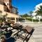 Apartamentos Carlton VyB