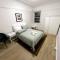 Modern Crown St Apt Free Parking