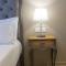VK Luxury Suites With Private Parking