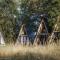 Ecolodges de rêve dans un château de conte de fées - Les-Trois-Moutiers