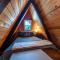 A-frame Escape Unique Stay W Comfort & Style - Shaver Lake