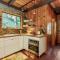 A-frame Escape Unique Stay W Comfort & Style - Shaver Lake