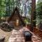 A-frame Escape Unique Stay W Comfort & Style - Shaver Lake