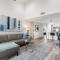 Luxuriant And Spacious 2br Condo With Heated Pool - Scottsdale