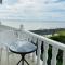 Claude Monet beach hotel - 乌雷基
