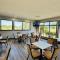 Days Inn & Suites by Wyndham Wynne