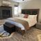 YoBee! Park Reservation Included! Heart of Yosemite - Homey Studios and Breakfast