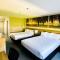 Days Inn & Suites by Wyndham Wynne