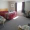 Commodore Court Motel