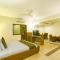 Neelam the Glitz