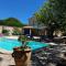 Villa provençale avec piscine et grand jardin
