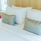 "Smooth as Silk" Gorgeous 3-Bedroom Pool Villa, Just a Stone's Throw from the Beach! - Ban Khlong Haeng