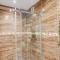 Luxe WELLNESS apartment Apeldoorn with JACUZZI and SAUNA