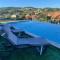 Casa Belavista by House and People