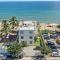 Sandy Beach Villa - Spectacular setting on the beach (full service generator) - Rincon