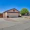 3 Mi to Golfing Peoria Home with Pool and Yard - بيوريا