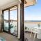 Pristine 2-Bed With Expansive Beach Views