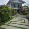Weyh's Studio #1 by the ocean 100Mbps - Panglao