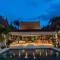Chic Baan Capo - Luxury Four Bedroom Beachfront Villa