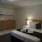 Castle Crest Motel