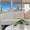 Alex Beachside Pet Friendly 2 Bed Apartment