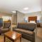 Comfort Suites Near Vancouver Mall