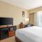 Comfort Suites Near Vancouver Mall