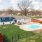 Hometown Hideaway - 4br25ba, Pool, Game Room - جرينوود
