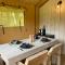 Glamping tent in oase van groen