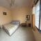 Lee home stay