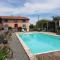 Gîte à la ferme avec piscine - Bernadets-Debat