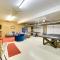 Spacious Lakefront Kentucky Home Rental!