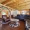 Huge Dog Friendly Log Cabin near Wisconsin Dells and Lake sleeps 25plus - Mauston