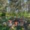 Huge Dog Friendly Log Cabin near Wisconsin Dells and Lake sleeps 25plus - Mauston