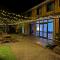 Palm Tree Lodge & Backpackers